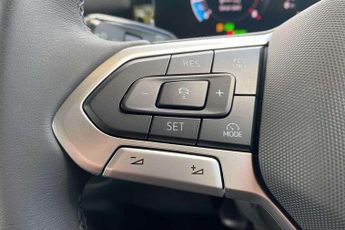 Volkswagen T-Roc 1.5 eTSI Life 5dr DSG