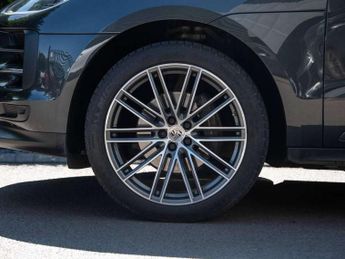 Porsche Macan 5dr PDK