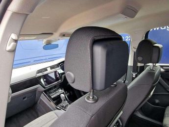 Volkswagen Touran 1.5 TSI EVO SEL 5dr DSG