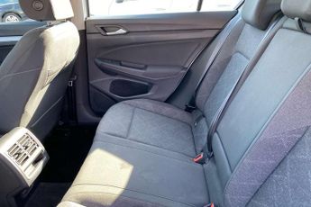 Volkswagen Golf 1.5 eTSI 150 Life 5dr DSG