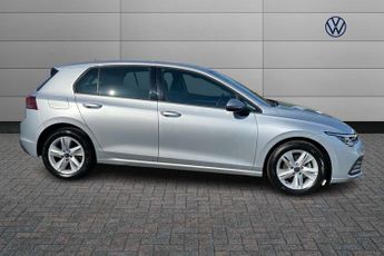Volkswagen Golf 1.5 eTSI 150 Life 5dr DSG