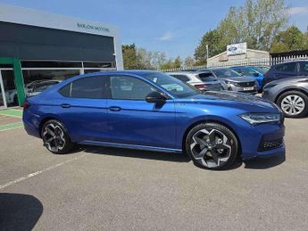 Skoda Superb 2.0 TDI Sportline 5dr DSG