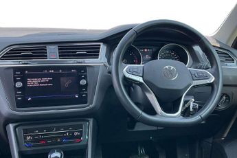 Volkswagen Tiguan 2.0 TDI Life 5dr DSG