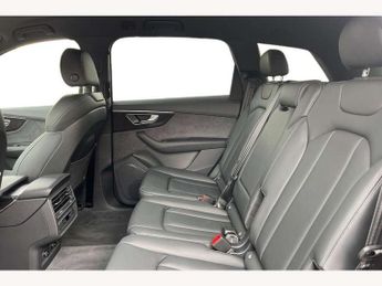 Audi Q7 3.0 TFSI e Quattro 394 Black Edition 5dr Tiptronic