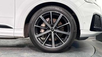 Audi Q7 50 TDI Quattro Black Edition 5dr Tiptronic