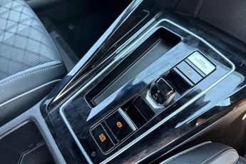 Volkswagen Golf 1.5 eTSI 150 R-Line 5dr DSG