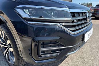 Volkswagen Touareg 3.0 V6 TDI 4Motion 231 R-Line 5dr Tip Auto