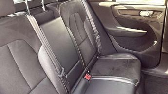 Volvo XC40 2.0 D3 R DESIGN Pro 5dr Geartronic