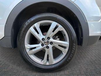Volkswagen T-Cross 1.0 TSI 115 R-Line 5dr DSG