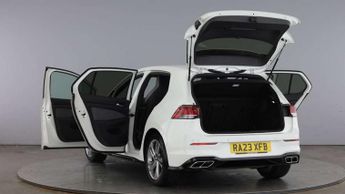 Volkswagen Golf 1.5 eTSI 150 R-Line 5dr DSG