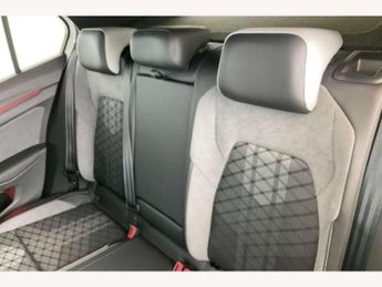 Volkswagen Golf 1.5 eTSI 150 R-Line 5dr DSG