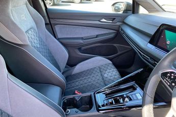 Volkswagen Golf 1.5 eTSI 150 R-Line 5dr DSG