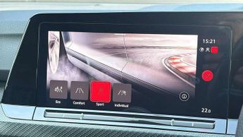 Volkswagen Golf 1.5 eTSI 150 R-Line 5dr DSG