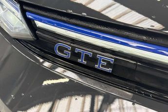 Volkswagen Golf 1.5 TSI 272 GTE eHybrid 5dr DSG