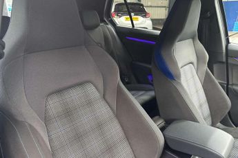 Volkswagen Golf 1.5 TSI 272 GTE eHybrid 5dr DSG