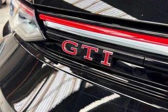 Volkswagen Golf 2.0 TSI 265 GTI 5dr DSG