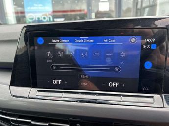 Volkswagen Golf 1.5 eTSI 150 Style 5dr DSG