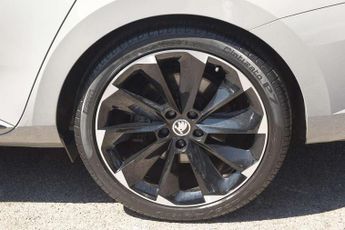 Skoda Superb 2.0 TSI 272 Sport Line Plus 4X4 5dr DSG