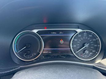 Nissan Juke 1.6 Hybrid Tekna 5dr Auto