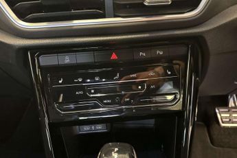 Volkswagen T-Roc 2.0 TSI 4MOTION R-Line 5dr DSG