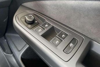 Volkswagen Golf 1.5 eTSI 150 Style 5dr DSG