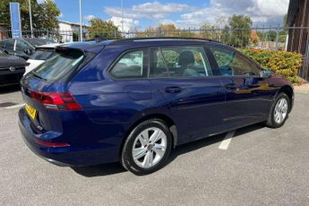 Volkswagen Golf 1.0 eTSI Life 5dr DSG