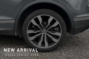 Volkswagen Tiguan 2.0 TSi 230 4Motion SEL 5dr DSG