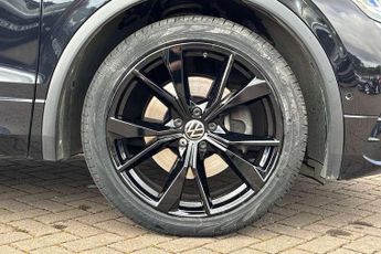 Volkswagen Tiguan 2.0 TDI 200 4Motion R-Line 5dr DSG