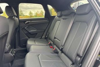 Audi Q3 35 TFSI Black Edition 5dr S Tronic [20" Alloy]