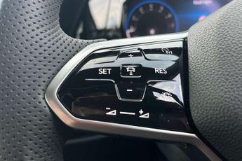 Volkswagen Golf 2.0 TSI GTI 5dr DSG