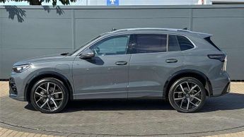 Volkswagen Tiguan 1.5 TSI 272 eHybrid R-Line 5dr DSG