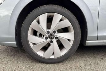 Volkswagen Golf 1.5 eTSI 150 Style 5dr DSG