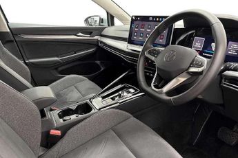 Volkswagen Golf 1.5 eTSI 150 Style 5dr DSG