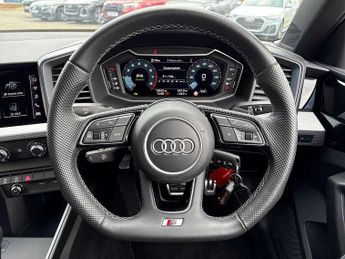 Audi A1 35 TFSI Black Edition 5dr S Tronic
