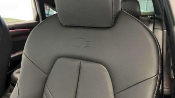 Audi A6 2.0 e-Hybrid Quattro 299 S line 4dr S Tronic