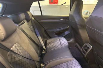 Volkswagen Golf 1.5 eTSI 150 R-Line 5dr DSG