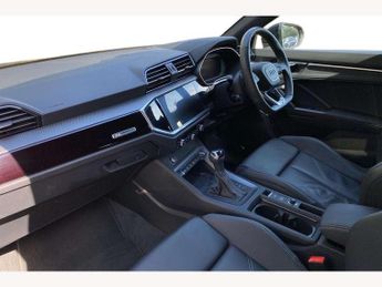 Audi Q3 35 TFSI Black Edition 5dr S Tronic [20" Alloy]