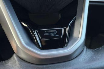 Volkswagen Golf 1.5 eTSI 150 R-Line 5dr DSG