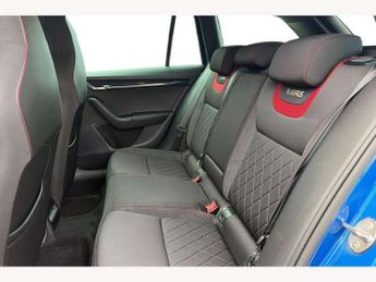 Skoda Octavia 2.0 TSI 245 vRS 5dr DSG [Black Pack]