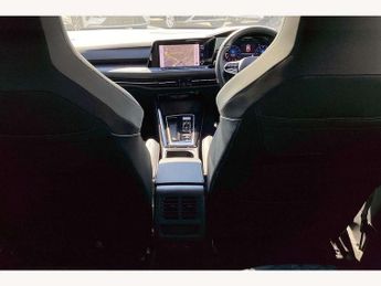 Volkswagen Golf 1.5 eTSI 150 R-Line 5dr DSG