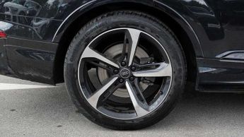 Audi Q7 50 TDI Quattro S Line 5dr Tiptronic