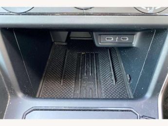 Volkswagen Polo 1.0 TSI Life 5dr DSG