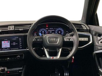 Audi Q3 35 TFSI Black Edition 5dr S Tronic [20" Alloy]