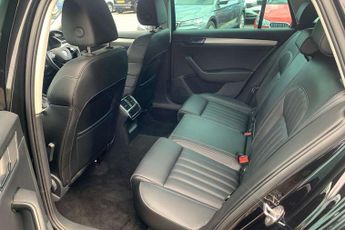 Skoda Superb 1.4 TSI iV SE Technology DSG 5dr