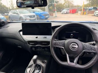 Nissan Juke 1.0 DiG-T N-Connecta 5dr DCT