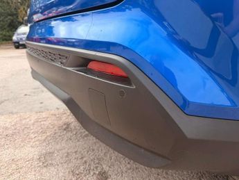 Nissan Juke 1.0 DiG-T N-Connecta 5dr DCT