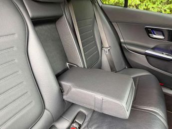 Mercedes-Benz C-Class C200 AMG Line Premium 4dr 9G-Tronic