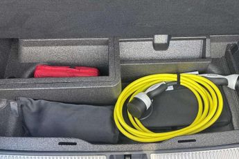 Volkswagen Passat 1.5 TSI eHybrid R-Line 5dr DSG