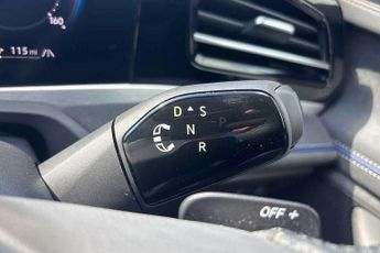 Volkswagen Passat 1.5 TSI eHybrid R-Line 5dr DSG