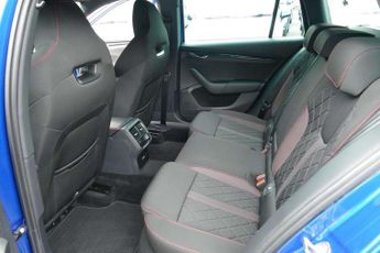 Skoda Octavia 2.0 TSI vRS 5dr DSG